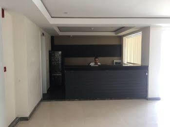 Safar Budget Ajarif ภายนอก รูปภาพ